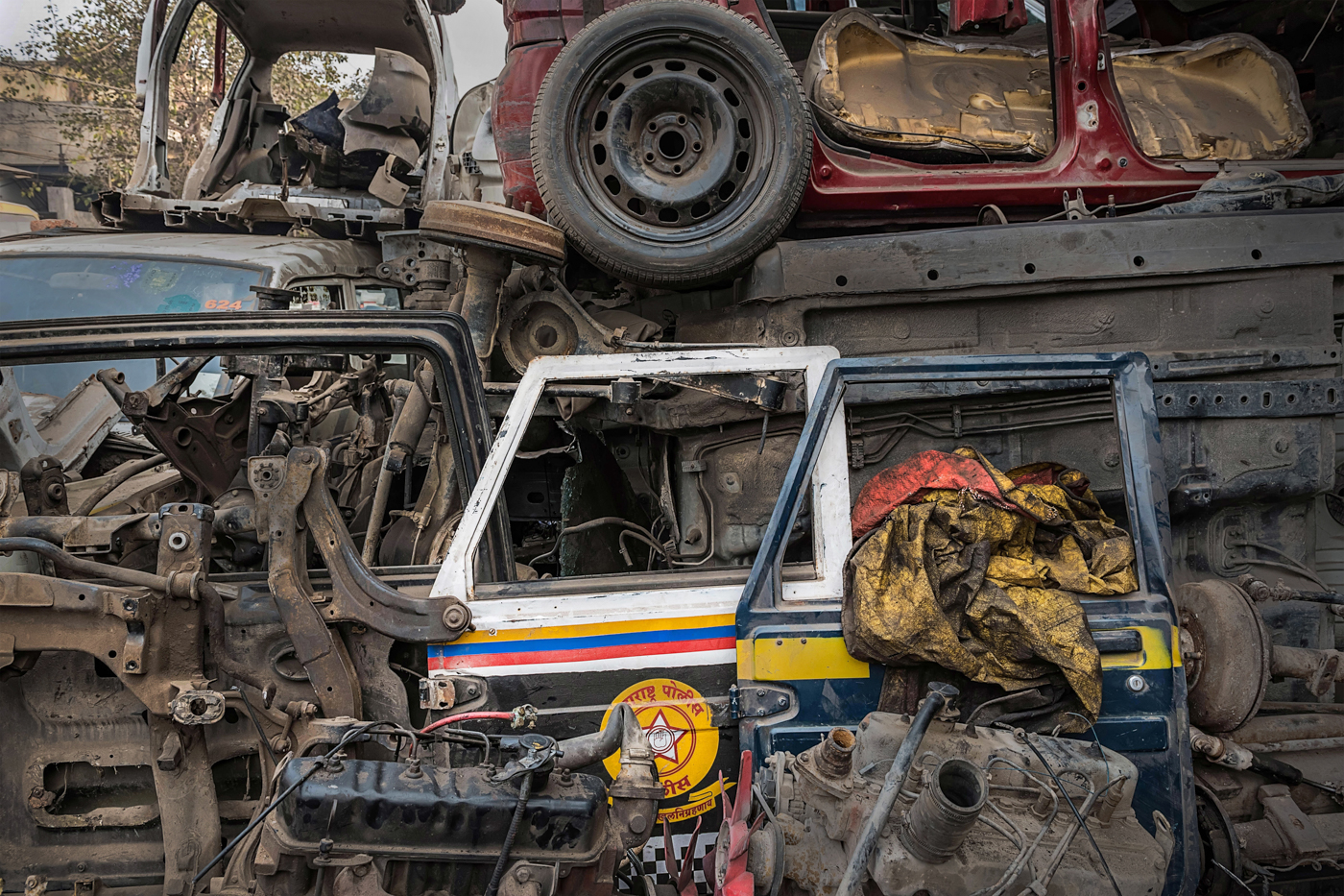 Mayapuri Scrap Market Photos by Woman Photojournalist Saumya Khandelwal