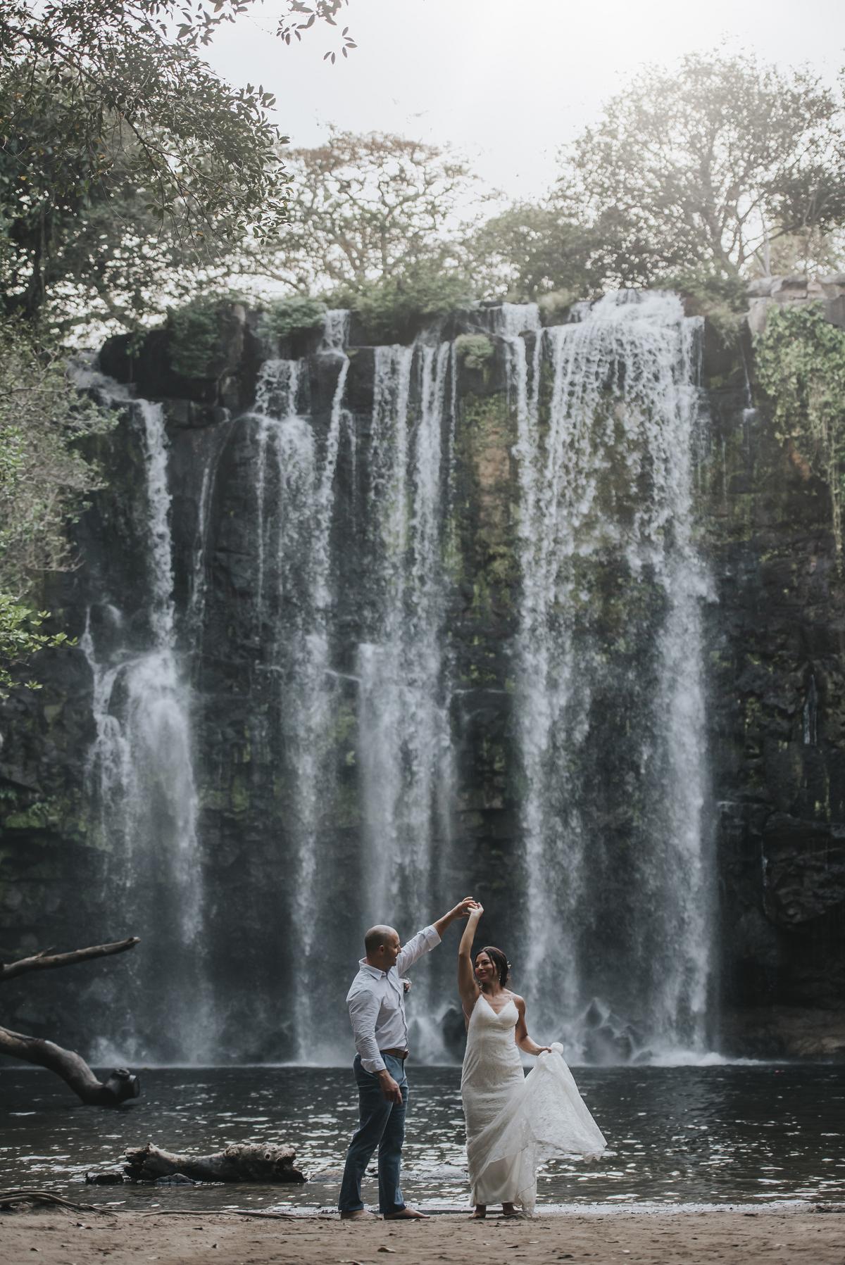 Costa Rica Wedding Photographer