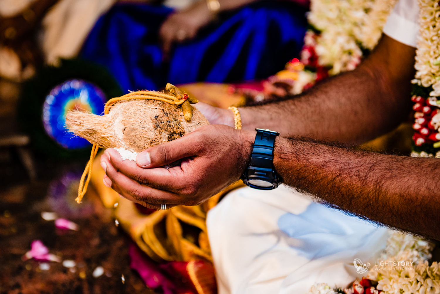 Temple Candid Wedding Photography Coimbatore Temple Candid Wedding Photography Coimbatore