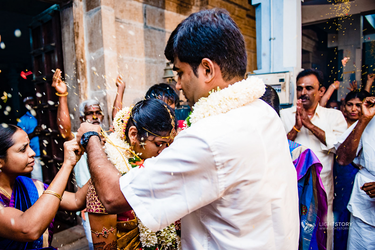 Temple Candid Wedding Photography Coimbatore Temple Candid Wedding Photography Coimbatore
