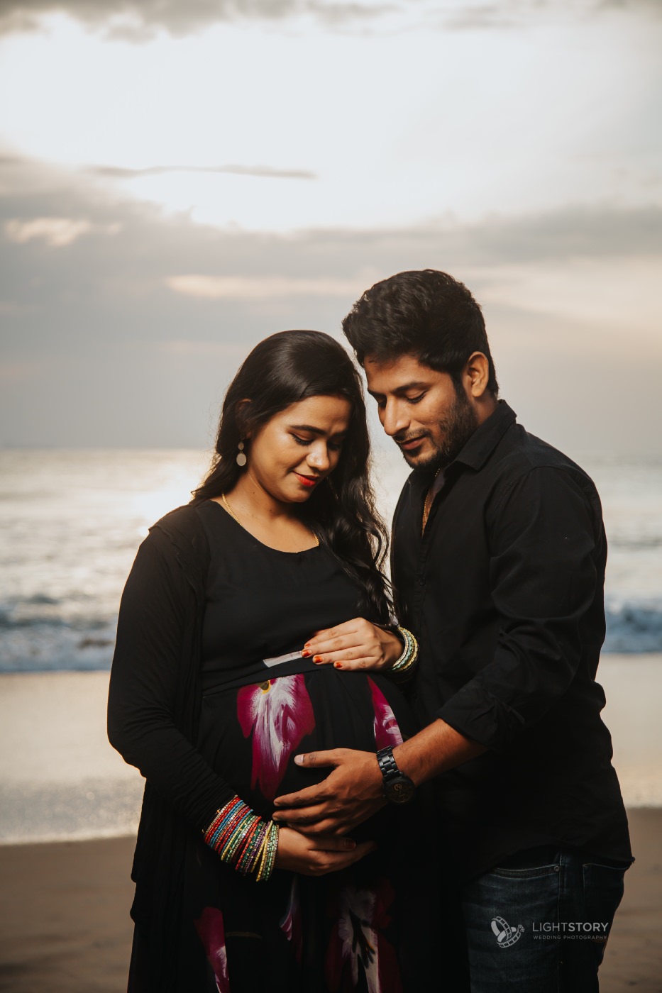 Maternity Shoot in Chennai Beach Best Maternity Photography