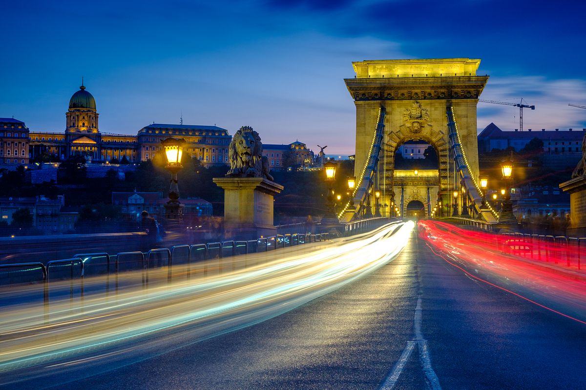Chain Bridge Budapest at night during blue hour