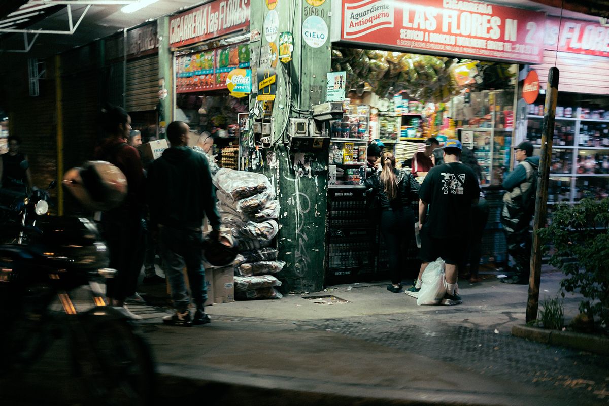 Lucidexplore-Boston-Medellin-street-photography