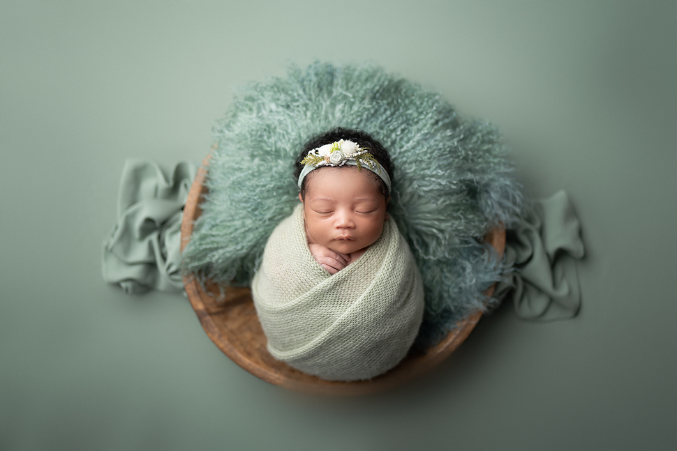 Newborn Photographer in Houston, TX