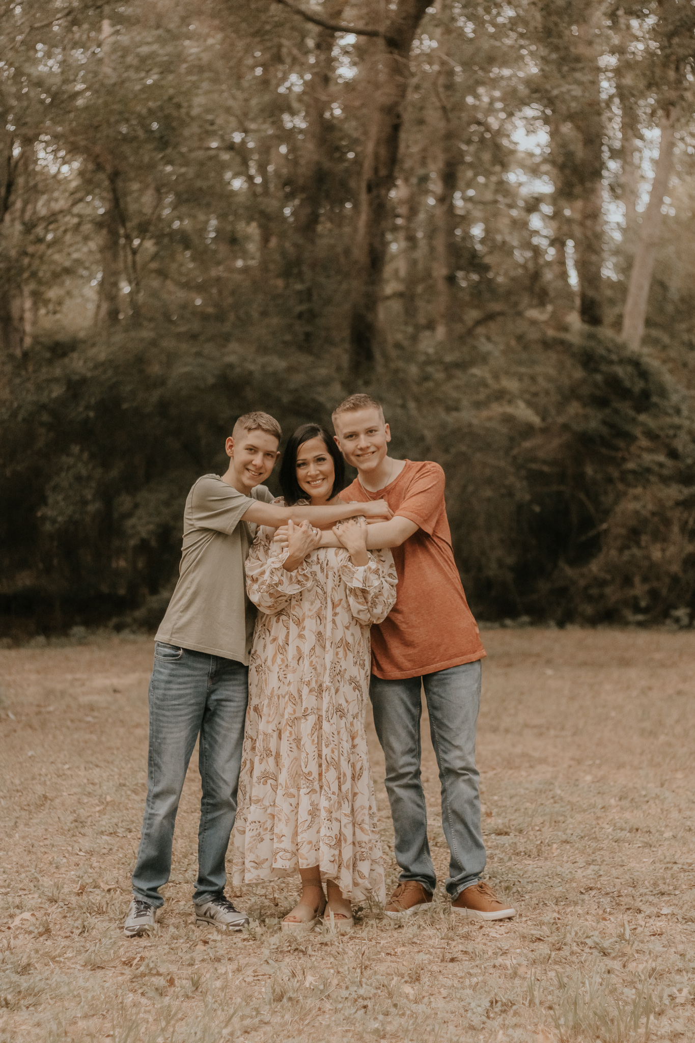 Unconventional Beauty: Exploring Naturist Family Portraits - x90wrlz