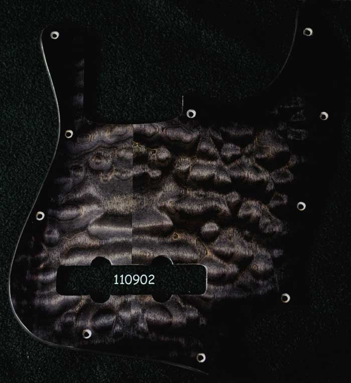 Jazz Bass RI Black Quilted Maple 902