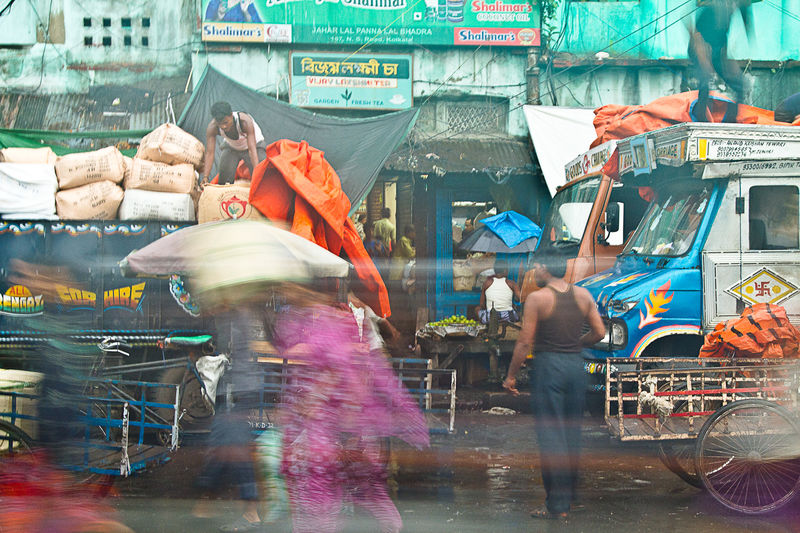 Calcutta : Colour